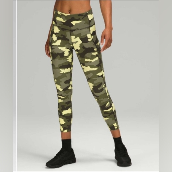 lululemon athletica Pants - Lululemon Fast and Free High Rise Crop 23"
Heritage 365 Camo Crispin Green Multi